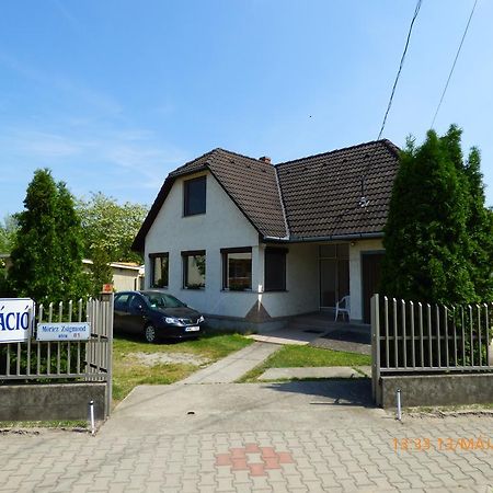 Fabian Apartman-Haz Szantod Luaran gambar