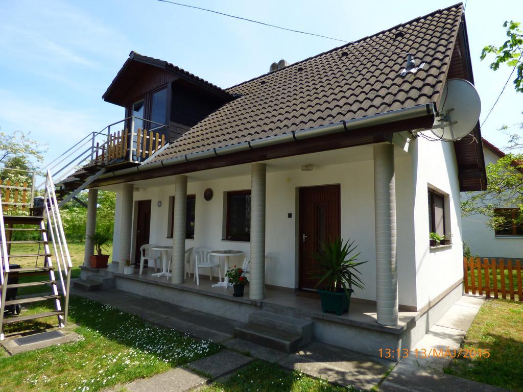 Fabian Apartman-Haz Szantod Bilik gambar