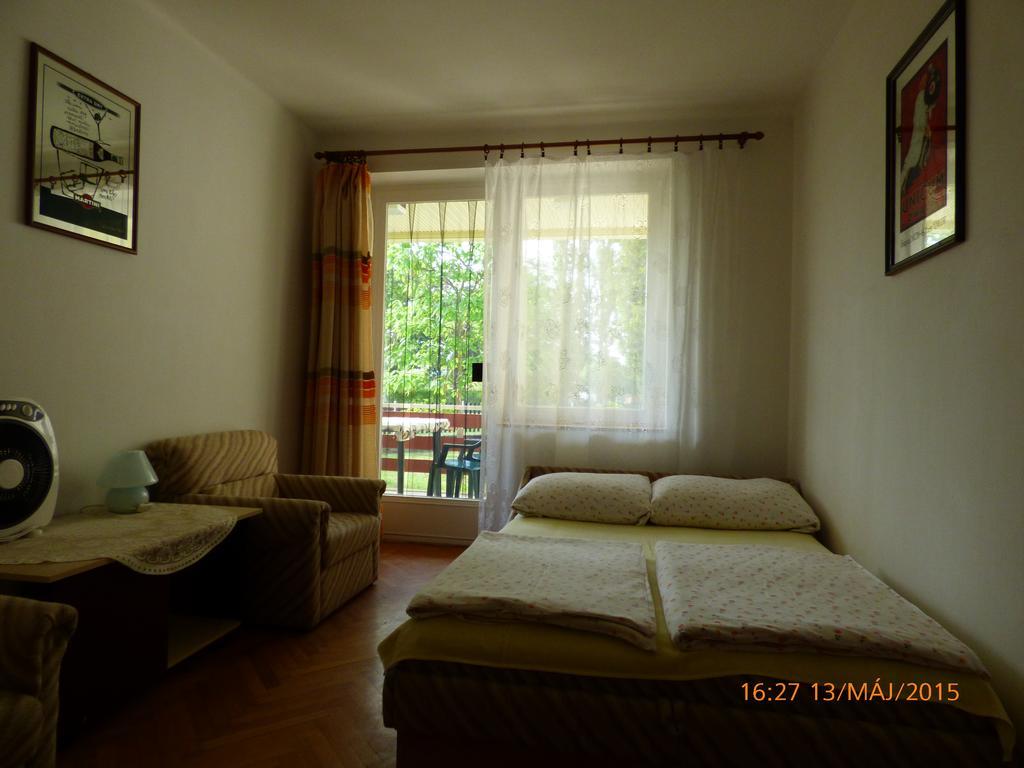 Fabian Apartman-Haz Szantod Bilik gambar