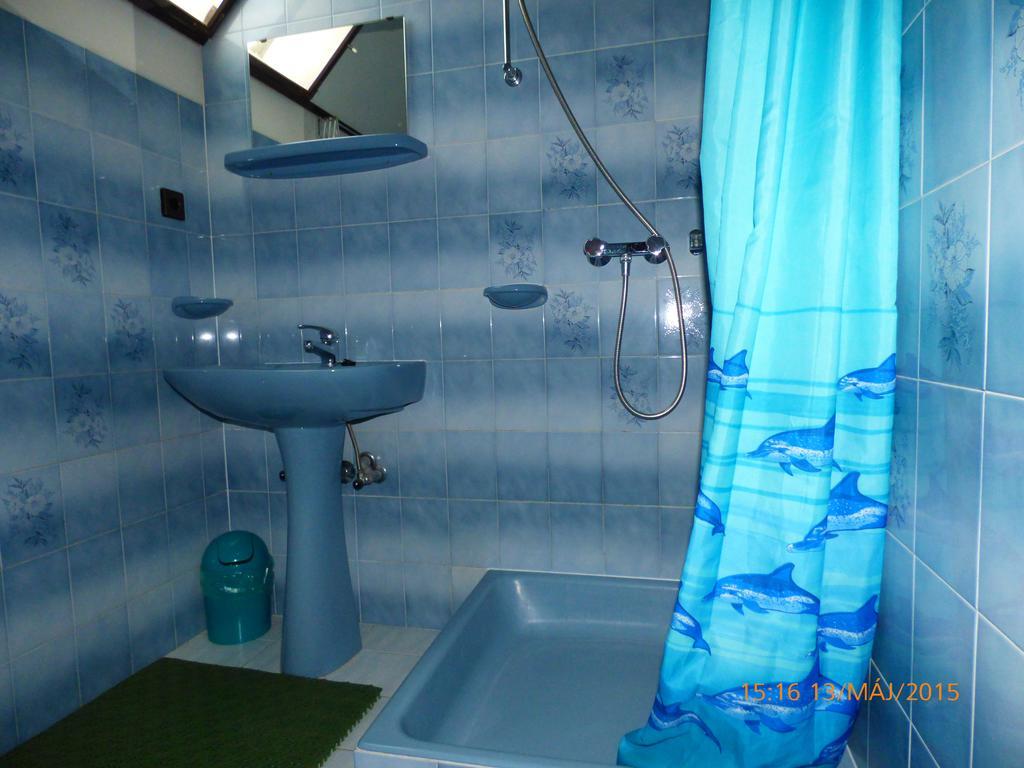 Fabian Apartman-Haz Szantod Bilik gambar
